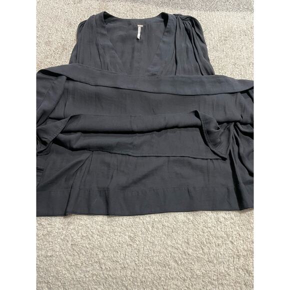 Free People Sleeveless Pleated Top V Neck Blouse Womens Size Small Layered Black - Picture 5 of 10